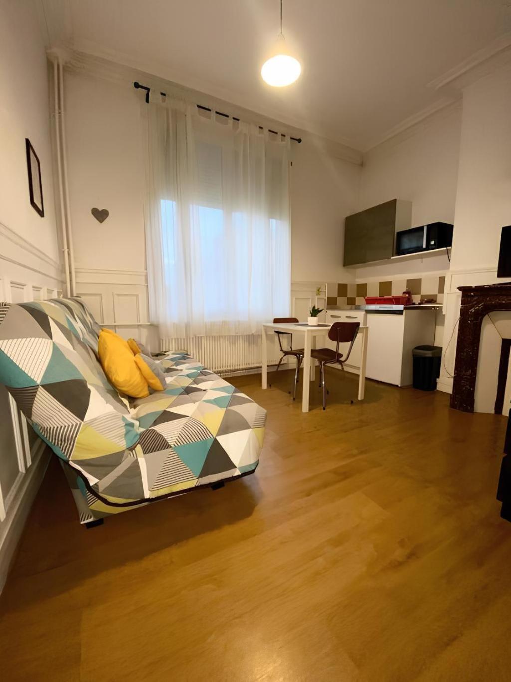 Petit Descamps Apartman Rouen Kültér fotó
